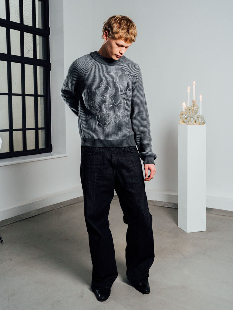 Tau | Reversible Knitted Sweater Dark Grey - maezen