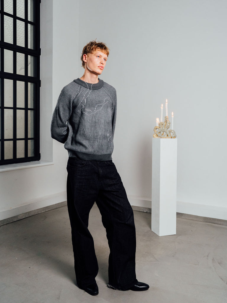 Tau | Reversible Knitted Sweater Dark Grey - maezen