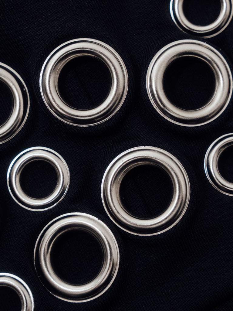 Tau | Rivet Headband Black - maezen