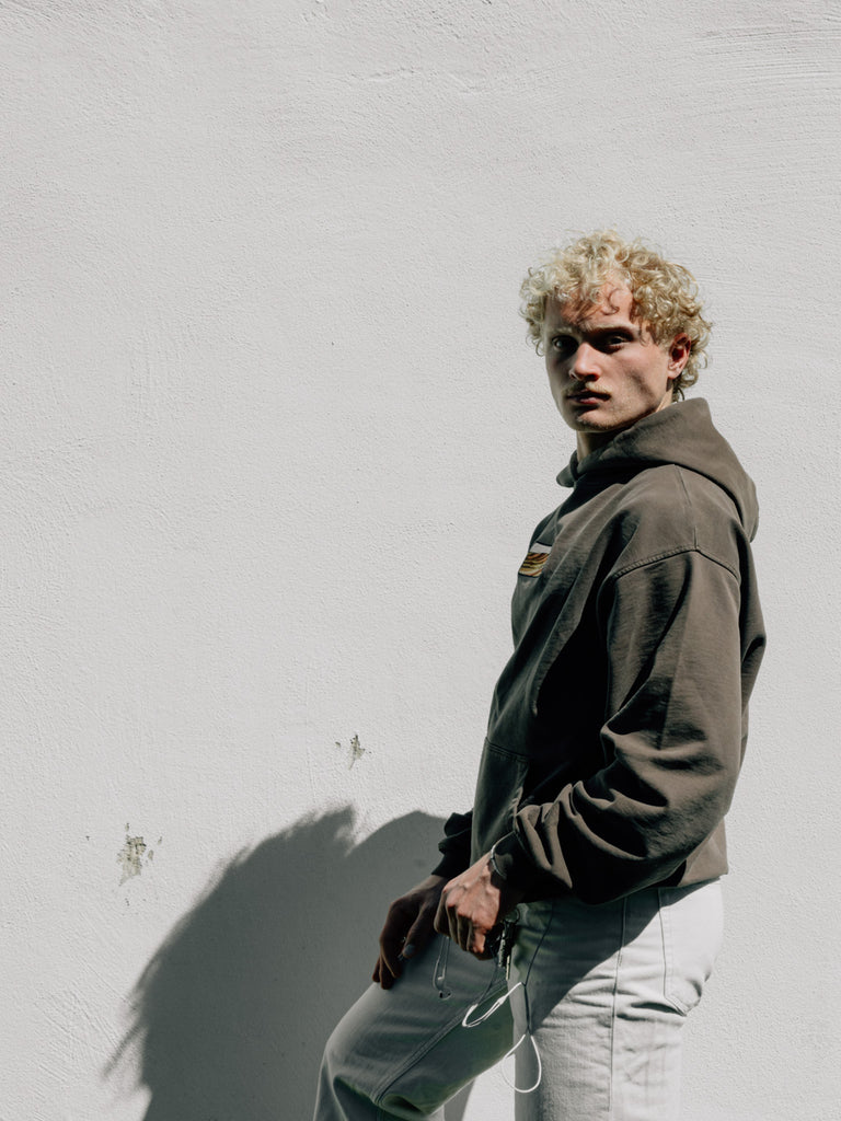 Serene Moments | Hoodie Washed Brown - maezen