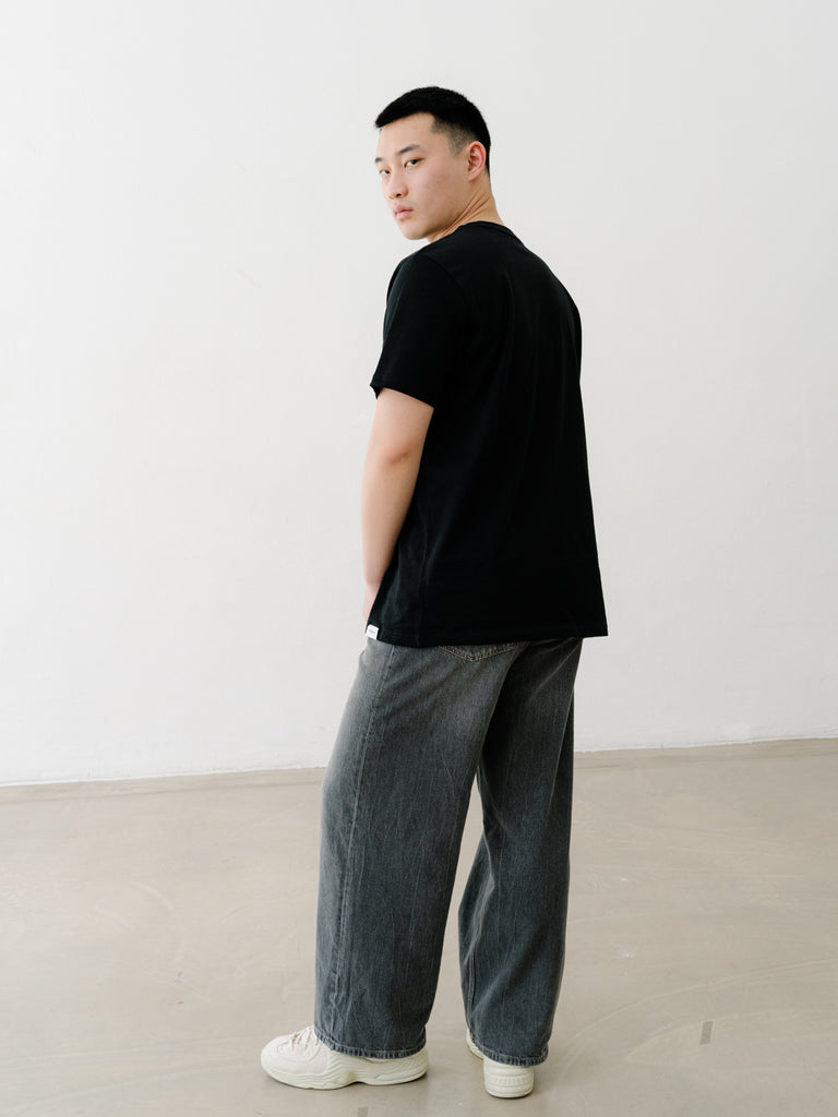 The Stare | T-Shirt Black - maezen