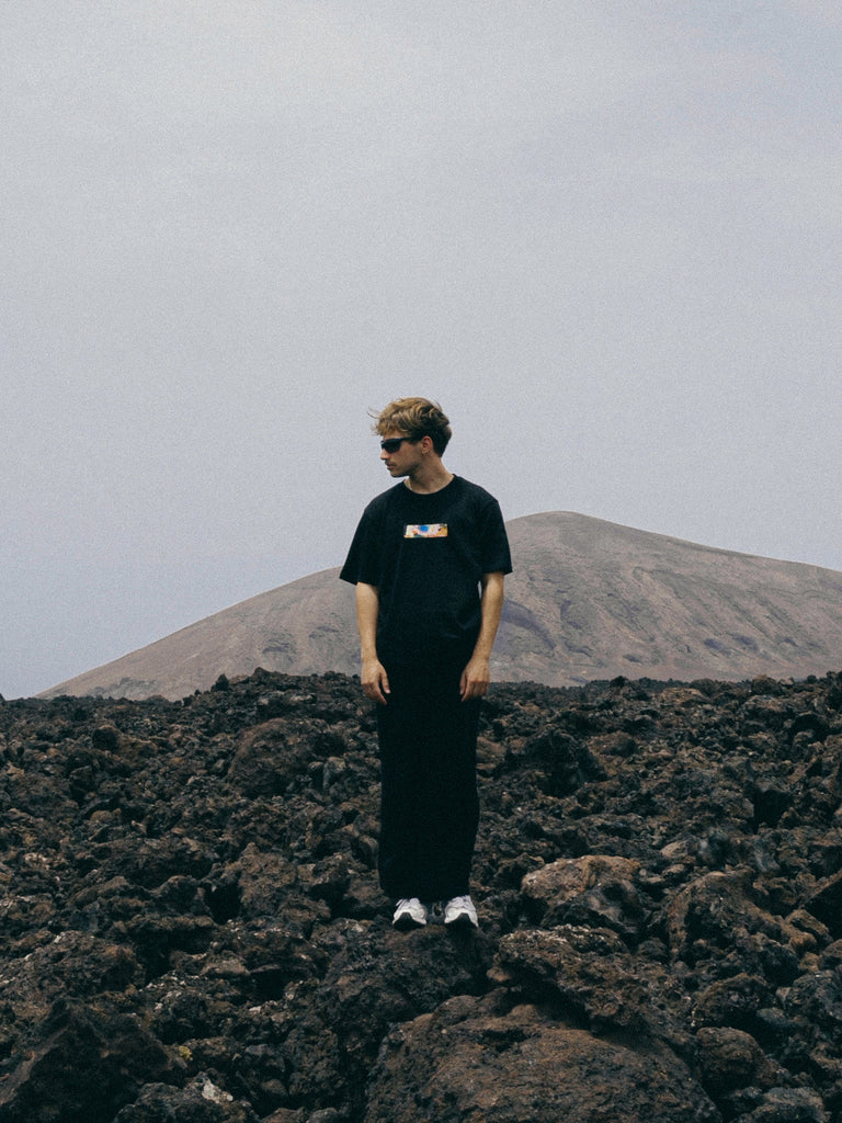 Fresh Orange | T-Shirt Black - maezen